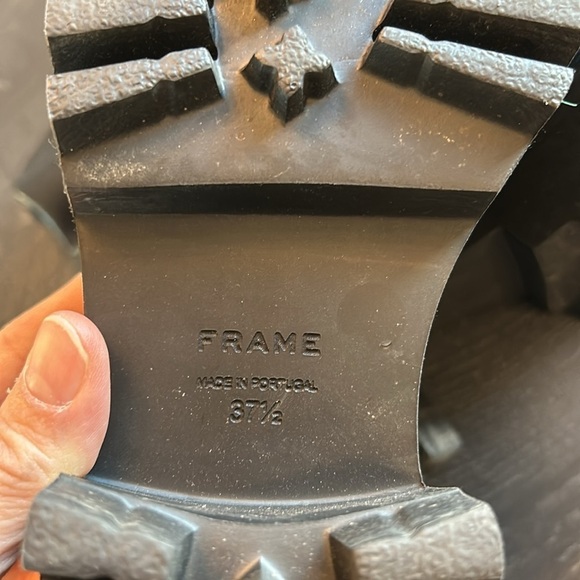 Frame Le Croyden Faux Leather Pull on Lug Sole Boot Blqck - Picture 10 of 14